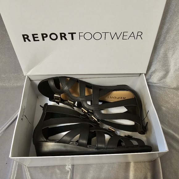 Report Annalise Black Buckle Wedge Gladiator Sandals Shoes Women's 9 NIB - Picture 6 of 8